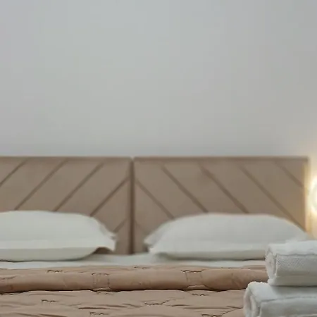 Pensionat Citrusnest Berat