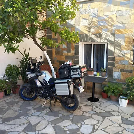 Pensionat Citrusnest Berat