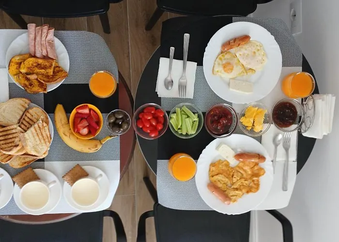 Citrus Garden 게스트하우스 베라트